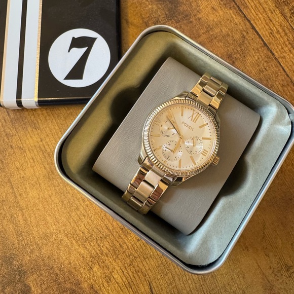 FOSSIL 36mm Gold Watch - Picture 1 of 4